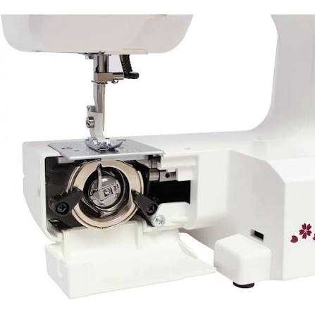 Продавам шевна машина