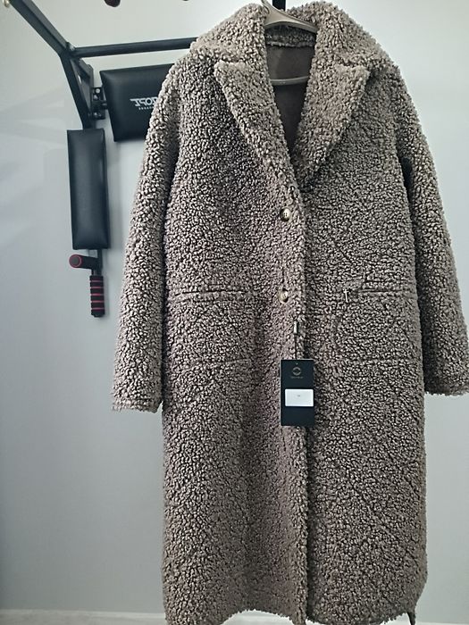 Продам женскую дубленку