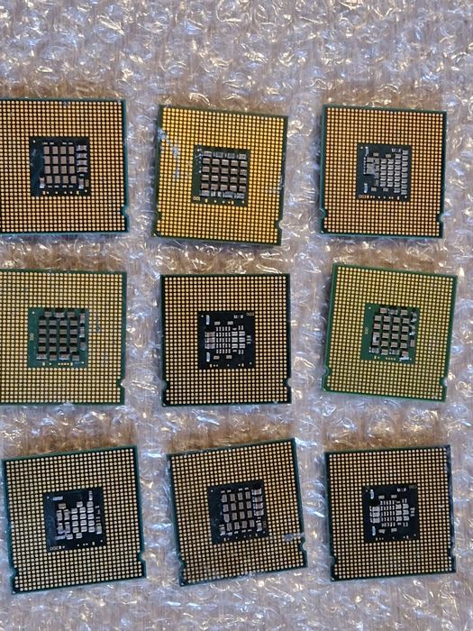 Netestate 9 procesoare intel