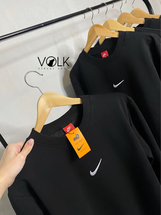 Свитшот Nike