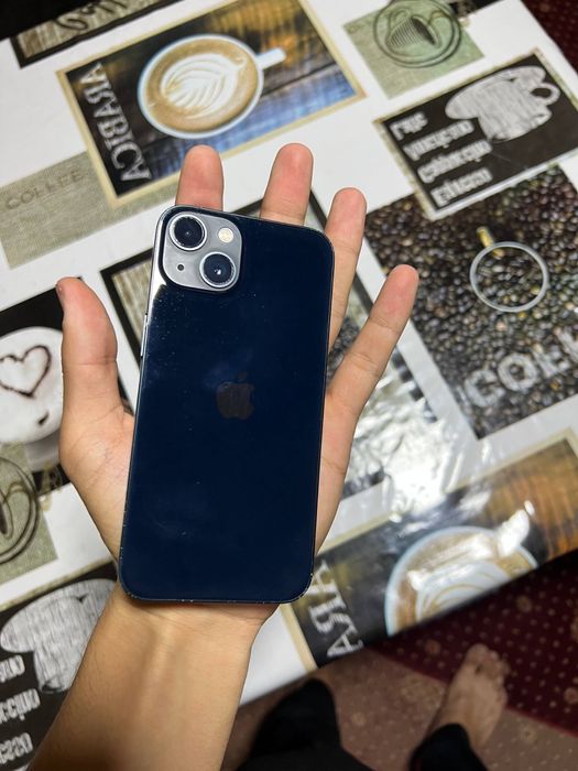 iPhone 13 midnight 128/76