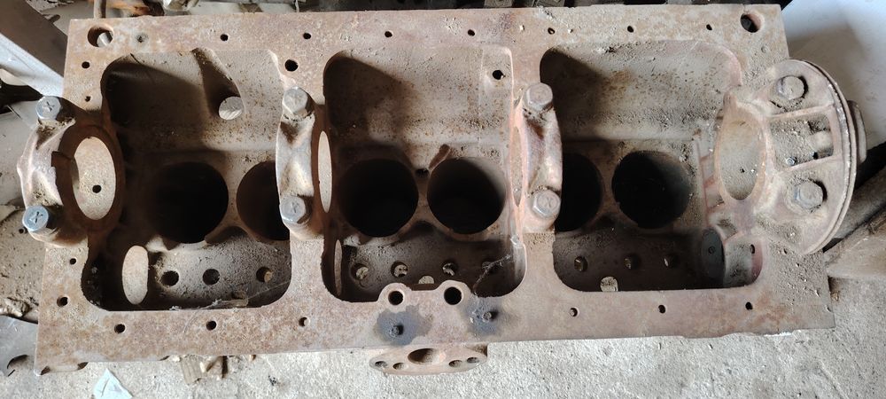 Блок двигателя на ГАЗ-52