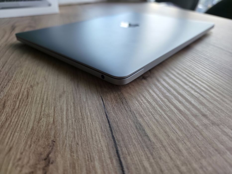 MacBook Pro M2 13' 256GB Silver