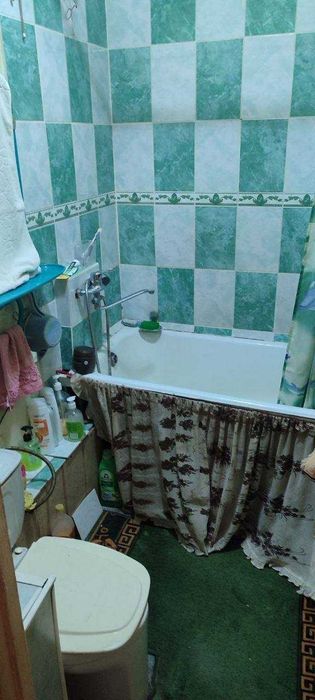 Продаю квартиру.1\4\4 ЮНУСАБАД - 6 детский сад,макро супермаркет