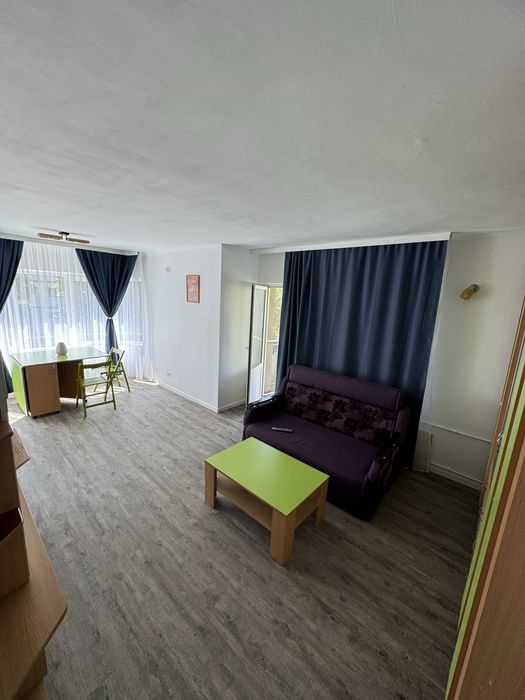 invhiriez apartment in regim hotelier !
