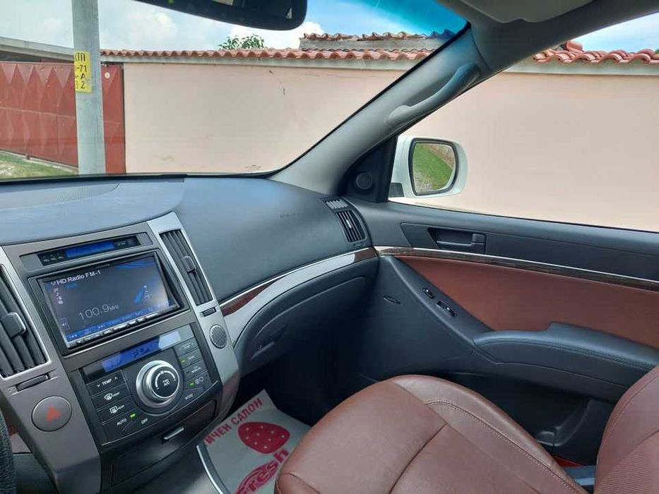 2012 Hyundai Veracruz Limited един собственик - 51, 000 километра.