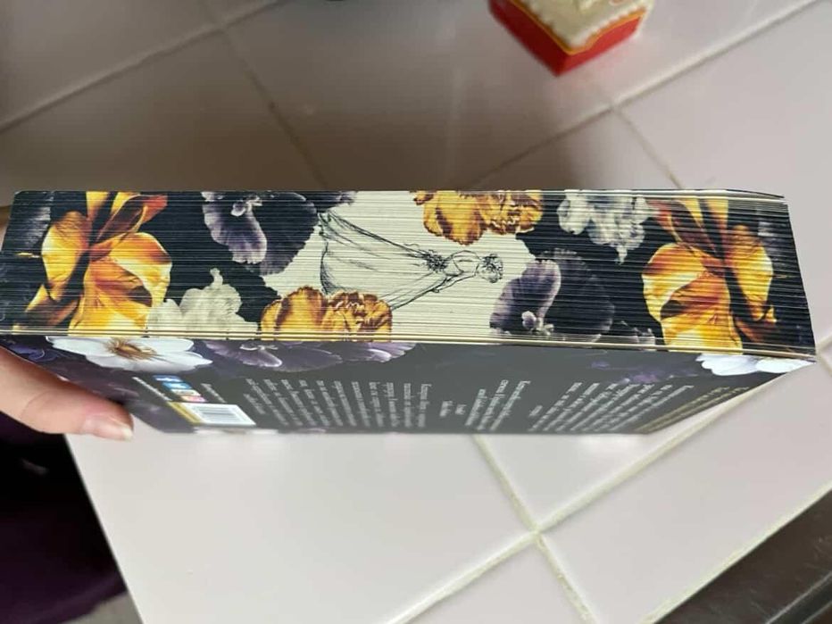 Продавам книга ''Сгрешената булка''