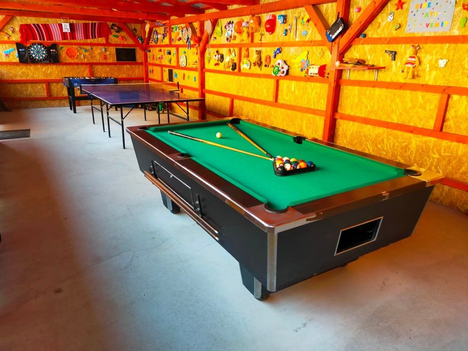 Cabana Tudor de închiriat