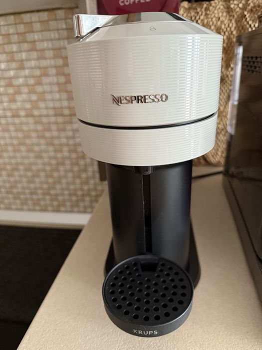 Espressor Vertuo Next