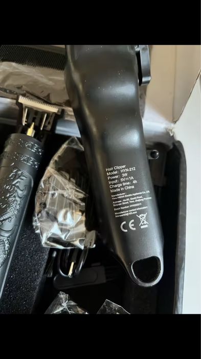 Kit Profesional Frizerie / Barbering 3 în 1 HIENA (Mașină Tuns, Trimmer Contur, Shaver)