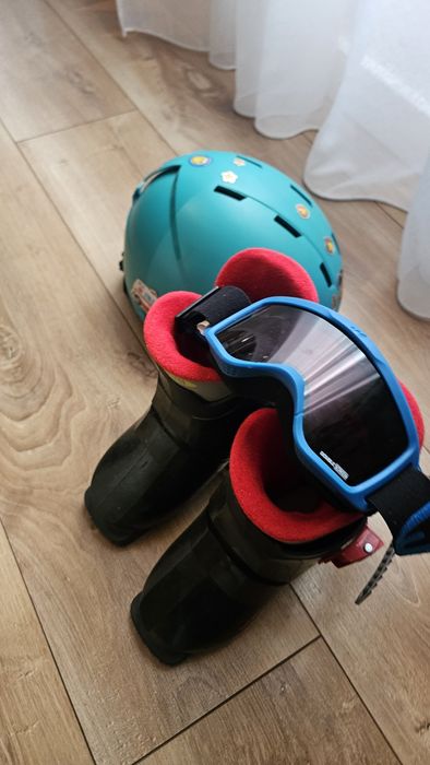 Set ski. Casca. Ochelari clapari copii