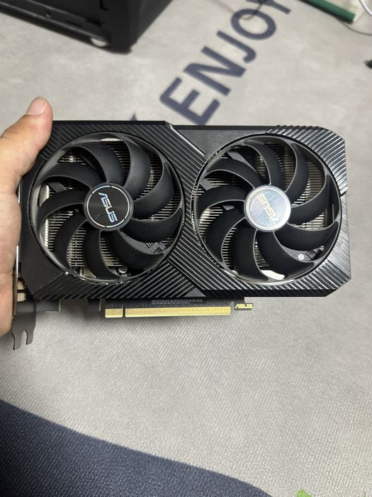Видеокарта ASUS Dual GeForce RTX 3050 OC 8GB