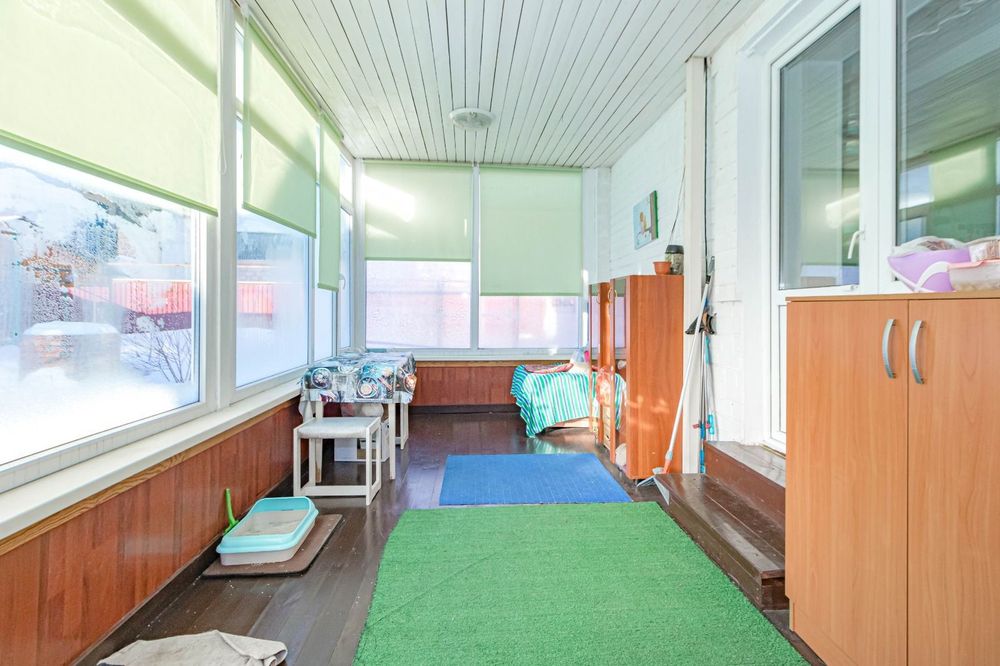 Срочно!!! Продажа дома 10 соток. Юго-Восток левая сторона . Торг