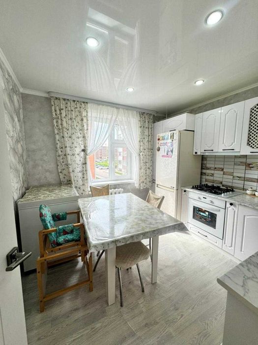 Продам 2 комнатную квартиру