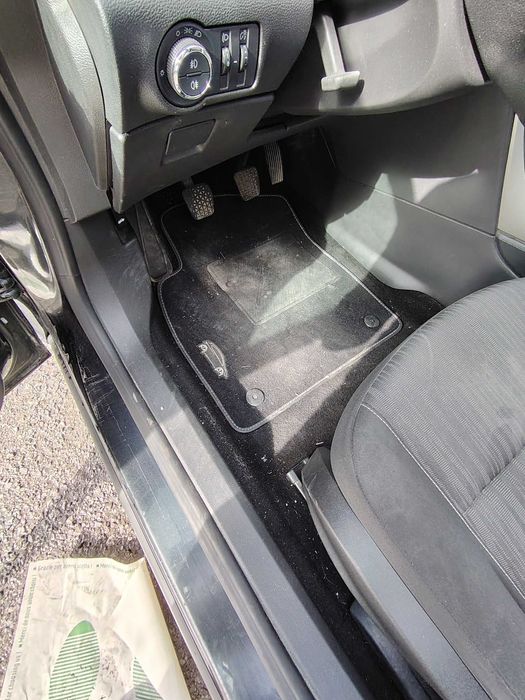 Opel Astra 1,7DTR, Опел Астра на части!
Декември 2012