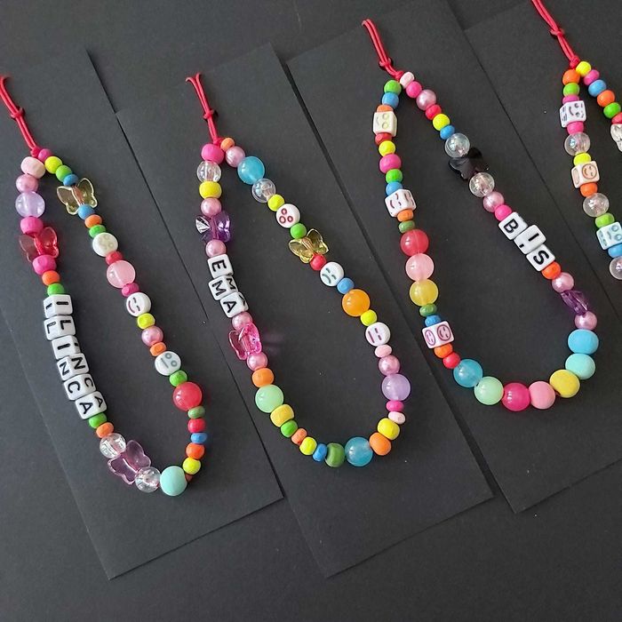 Breloc/șnur telefon personalizat, mărțișor