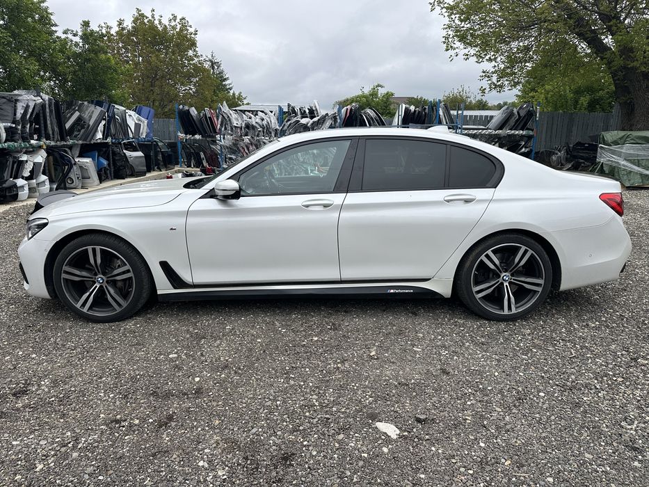 Usi stanga / Portiere stanga BMW Seria 7 G11, G12 Alb A96
