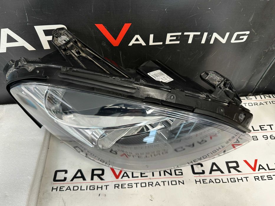 Фар фарове десен Mercedes B class w246 far farove Мерцедес 246 б клас