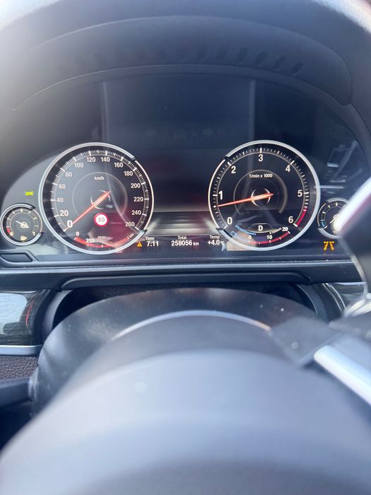 Bmw 535d xdrive, vand/schimb doar cu benzina.