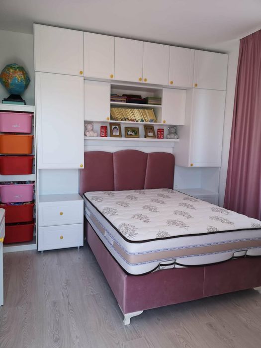 Apartament 3 camere, mobilat si utilat, parcare proprie, Cartier Albert