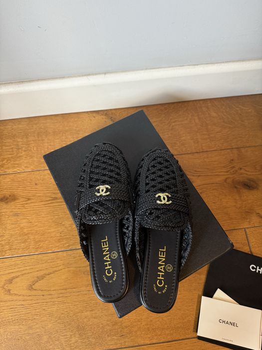Sandale Chanel marimea 39