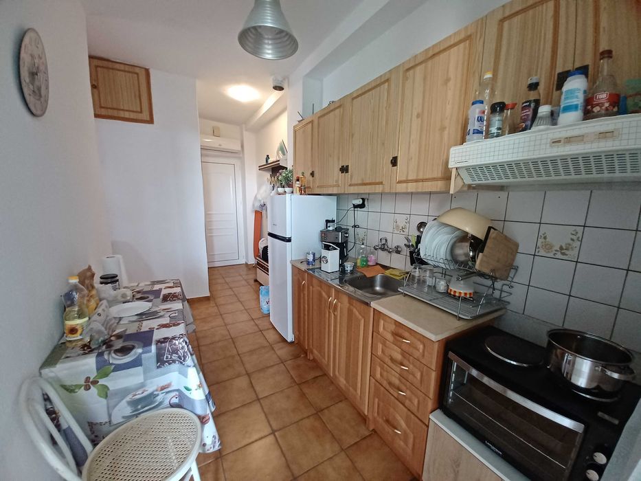 Продава къща с 3 апартамента 105м2 с гледка море в Аспровалта, Гърция