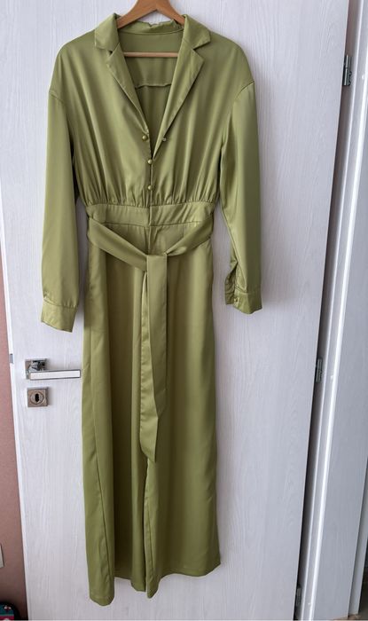 Елегантен гащеризон от сатен