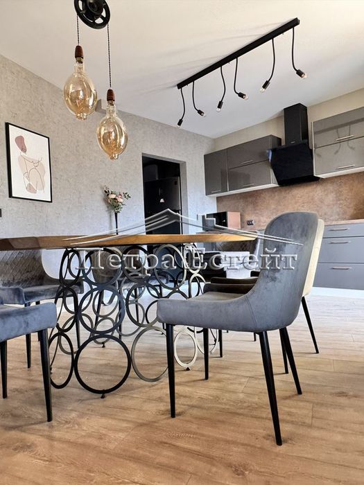 Продава се Тристаен апартамент в Варна, Бриз - 178 кв.м за 1143 €/кв.м - Снимка #2