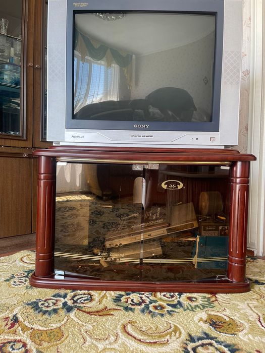 Тумбочка под телевизор