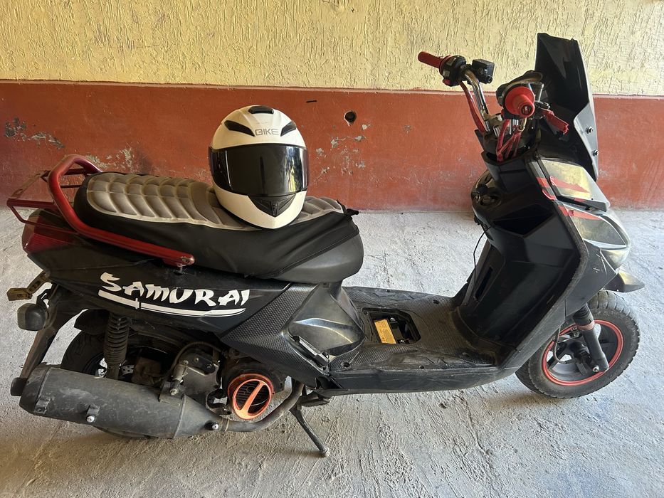 Продам мопед самурай 180куб