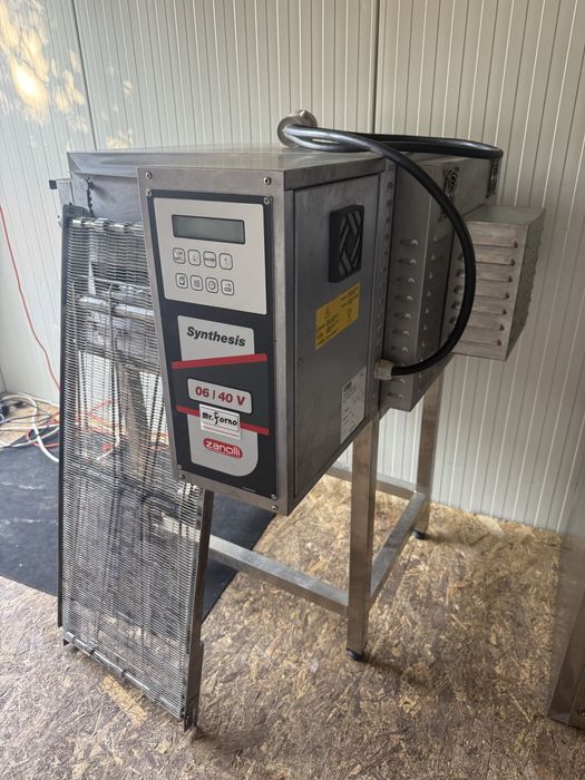 Cuptor covrigi/pizza Zanolli 06/40 cu suport , 380 v, an 2024