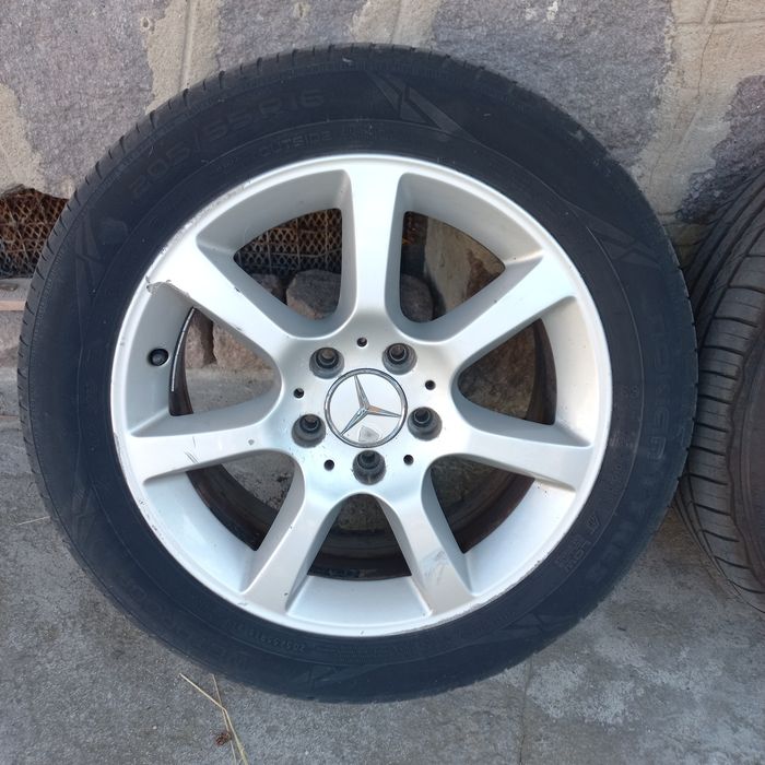 Алуминиеви джанти в комплект с летни гуми  205/55 R16