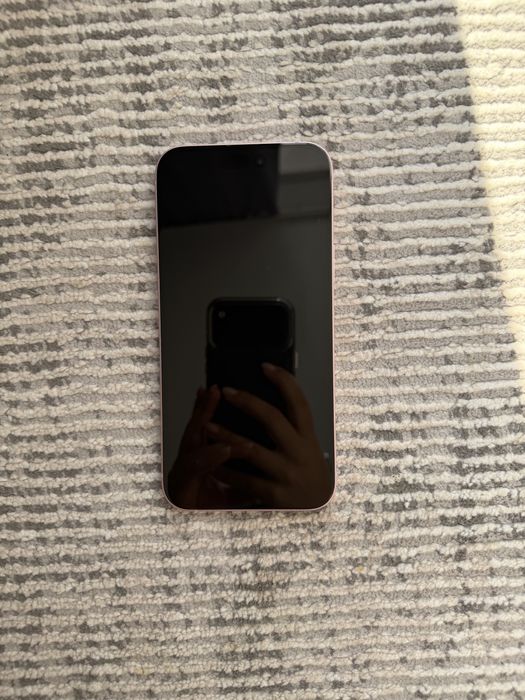 iPhone 15 Plus Roz