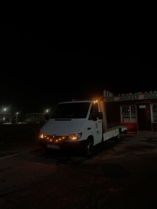 Эвакуатор мерс  спринтер 24/7