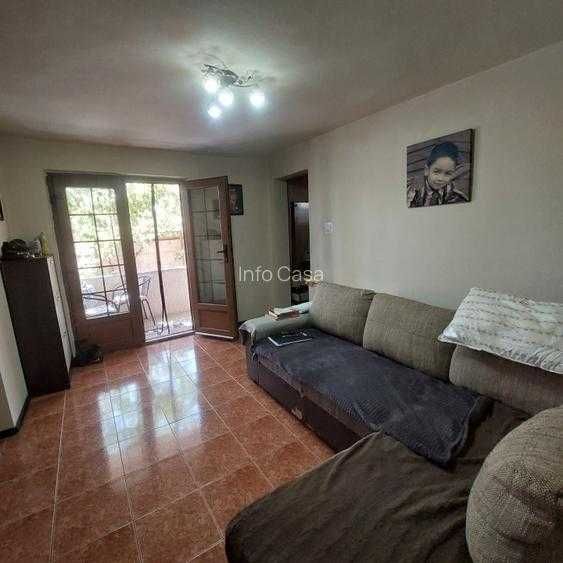 Vand Casa in  Deva