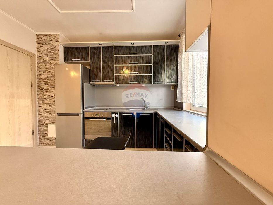 Продава се Тристаен апартамент в Варна, Окръжна болница - 107 кв.м за 1359 €/кв.м - Снимка #9