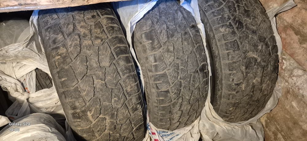 Продам шины Sailun A/T