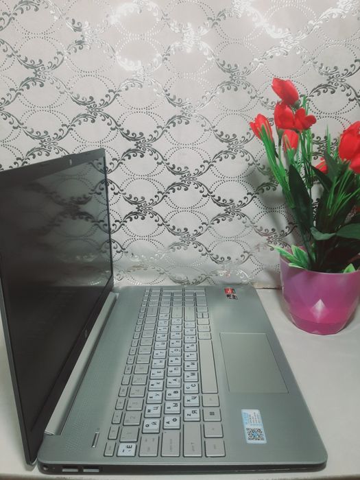 Notebook AMD R5 5500u 512SSD NVMe m2