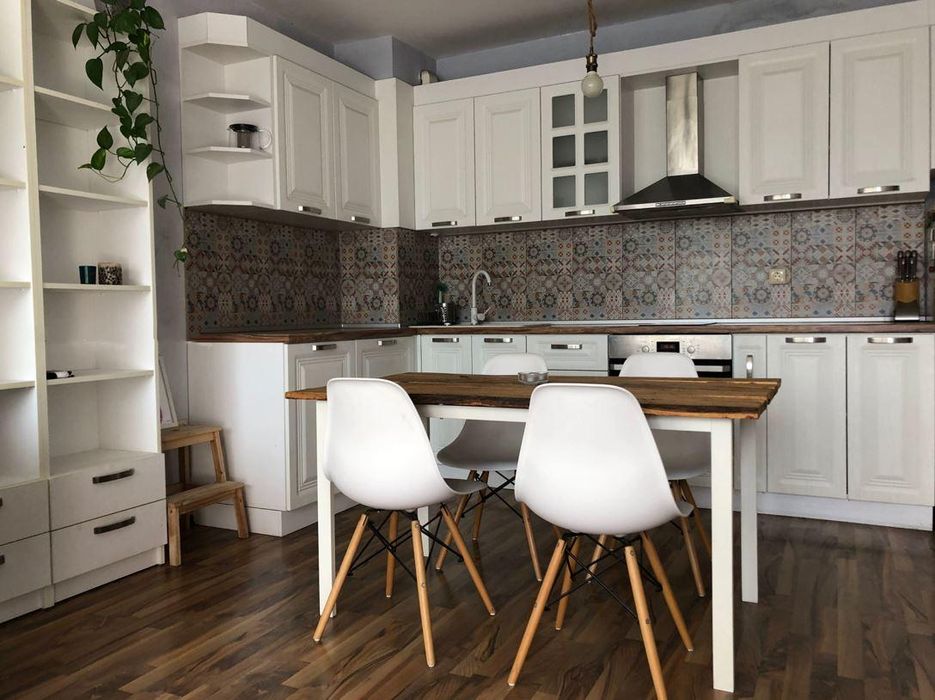 Дава се под наем Двустаен апартамент в Варна, Лятно кино Тракия - 60 кв.м за 525 € - Снимка #1