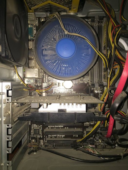 #CPU: Core i7 4790.  Srochno keys sotiladi  5.00.000 so’m