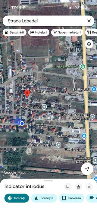 Casa la intrare in Sat Costi