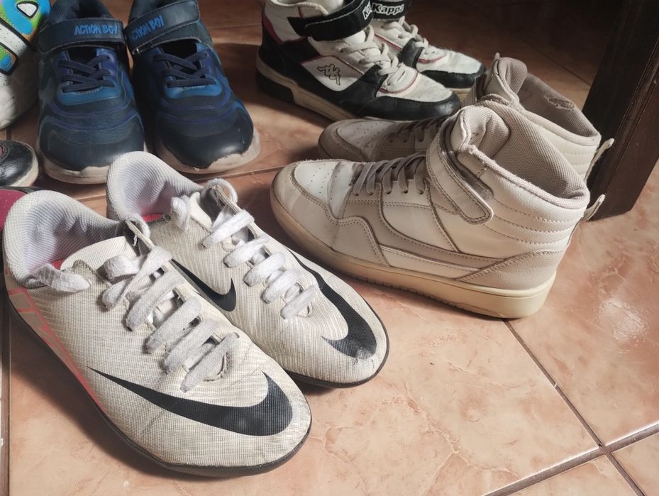 Lot papuci mărimea 35,adidași,jordani,papuci fotbal