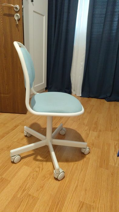 Scaun  de birou pentru copii