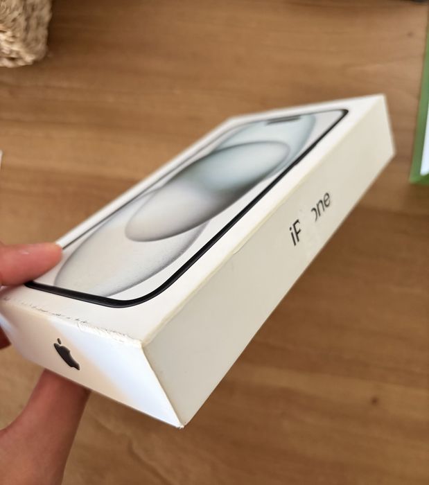 Кутия за Iphone 15/Iphone Box