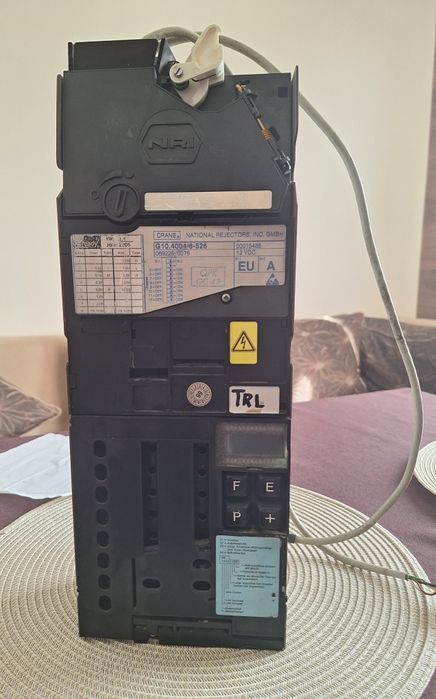 Монетник за кафемашина работещ с евро