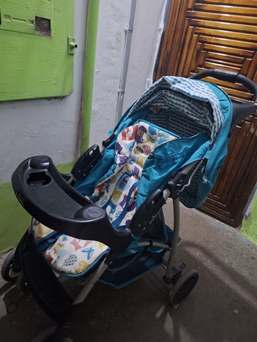 Продаётся коляска из детского мира.Фирма Graco