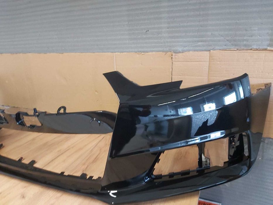 Bara Fata Audi A4/B9 An 2015-2019 (LY9B (Negru))