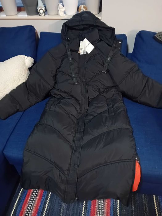 Оригинално зимно яке DESIGUAL