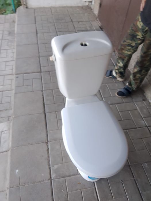 Унитаз жағдайы жақсы.