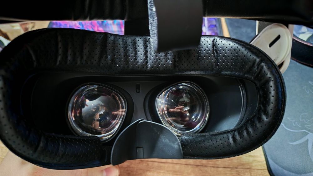 Продам Quest 2 б/у